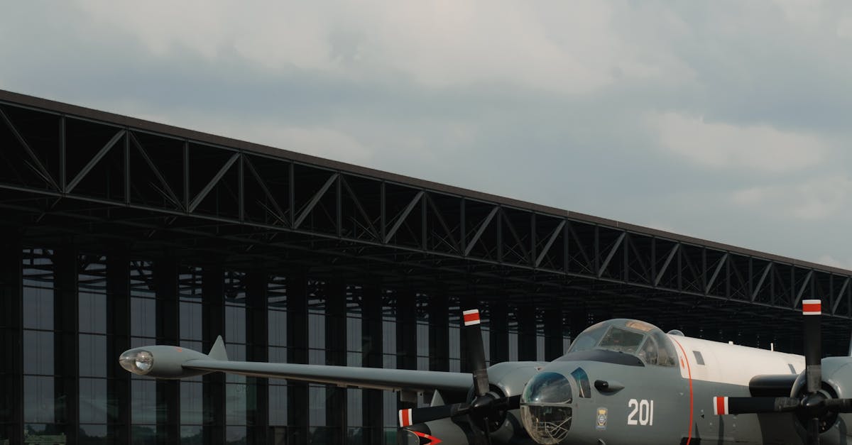 pexels-photo-military_markets
